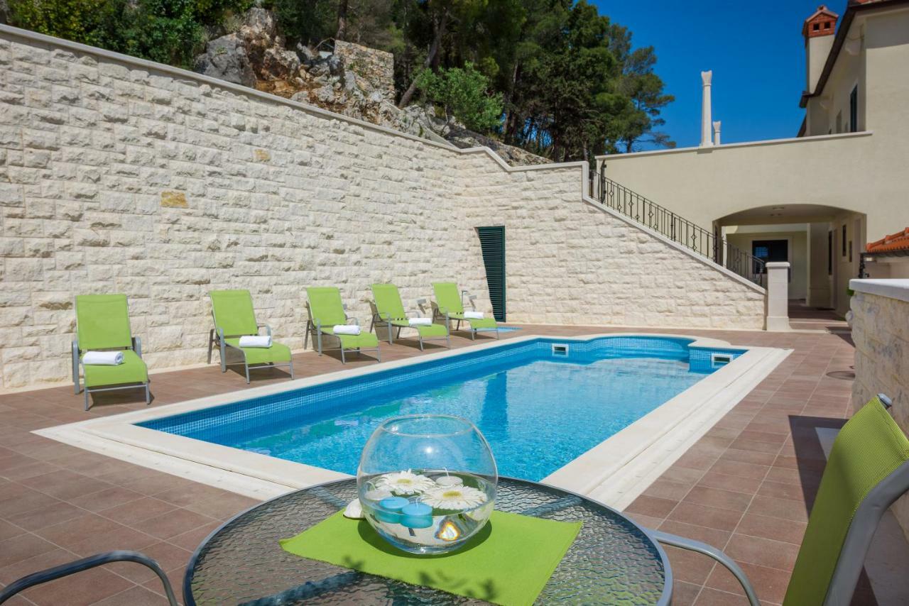 Villa Kogo Hvar Town Exteriör bild